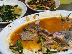 -丹水桥地锅鱼·翘嘴鲌·地方特色全鱼宴(丹江口大坝店)