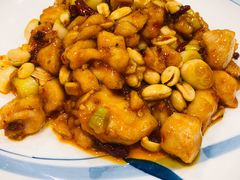 宫保鸡丁-东兴楼饭庄(六里桥店)