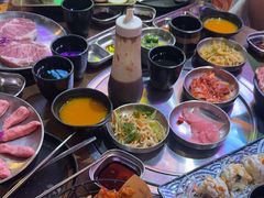 -香猪坊韩国烤肉专属门店(魏公村店)
