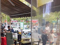 -黄潇洒老火锅(九眼桥宏济巷店)