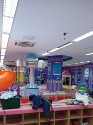 -孩子王童乐园(马群店)