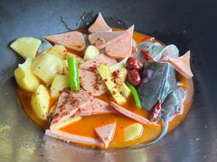 -老刘生态大鱼坊铁锅炖鱼(赛马场店)