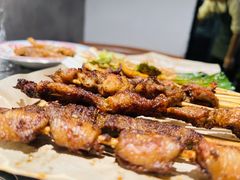 -粉八·云南米线·建水烧烤(常熟路店)