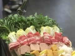 -樾餐厅泰式海鲜火锅(民歌湖店)