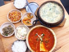 猪颈肉泡菜汤-金北顺大锅家(신사본점)