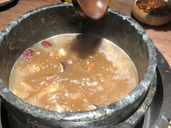 -蘑界·野生菌火锅(深业上城店)