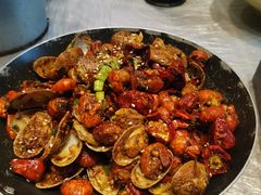 -巴厘龙虾·榜首油焖大虾(音乐学院·沿江酒馆店)