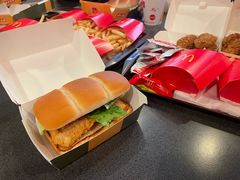 -麦当劳(水坑尾街店)