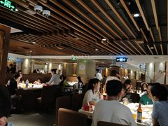 大堂-海底捞火锅鲜切牛肉主题店(长寿路店)