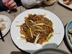 炒牛河-尚一汤 广东炖汤(金桥国际店)