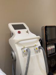 -HEYAN荷妍专业脱毛连锁机构