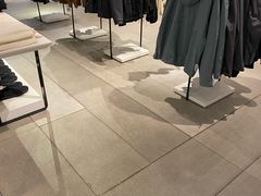 -ZARA(世贸天阶店)