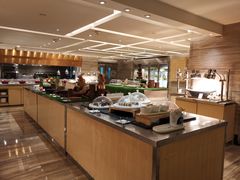 自助取餐区-北京王府井希尔顿酒店·万斯阁西餐厅