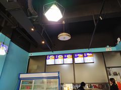 -湾区九号鲜切牛肉火锅(明珠南路店)