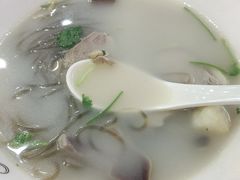 -小杨生煎(金山百联购物中心3楼店)