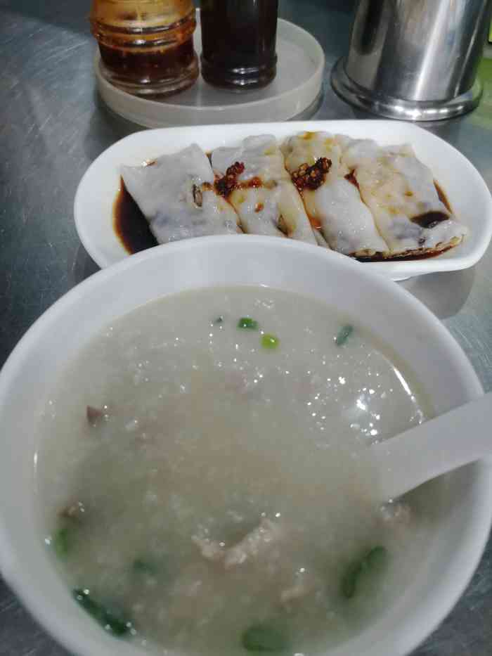 粤滋味-"[薄荷]环境:荔塱市场里面的一家粥粉面."-大众点评移动版