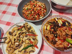 -洪霞餐馆·川菜·鲜货现炒(两江春城店)