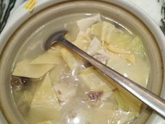 -蔼若春.传承三十年云南菜(金碧公园店)