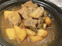 土豆炖排骨-锦绣金山人家(友谊店)
