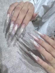 -LynLyn琳林美甲美睫