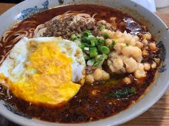 -丁丁猫重庆小面(徐州路店)
