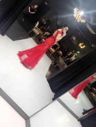 -艾米丽婚纱礼服