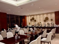 -南湖名都·景湖轩全日制餐厅·海鲜自助·东南亚风味·临湖而食
