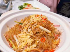 -高第街56号港式餐厅(杆石桥趵突泉店)