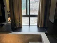 -Yolo私汤温泉设计师酒店(重庆南滨路店)