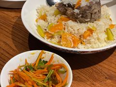 手抓饭-天山集市(和家乐广场店)