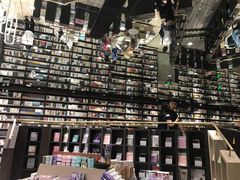 -钟书阁(群光广场店)