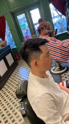 -海文先生国潮烫染男士理发馆