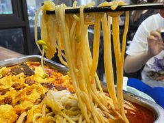 -在巷子里的烤肉店·螺蛳粉烤鱼·牛蛙(和美城店)