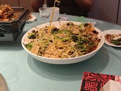 -吴记酱骨炖菜馆(西大直街店)