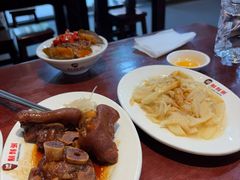 -胡须张鲁肉饭(美食文化馆店)