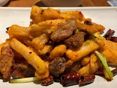 -云海肴·汽锅鸡·云南菜(天山百盛优客店)