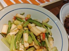 -壹湖两岸·鱼鲜山里菜(东江湖店)