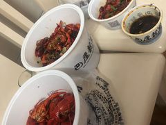-巴厘龙虾·榜首油焖大虾(音乐学院·沿江酒馆店)