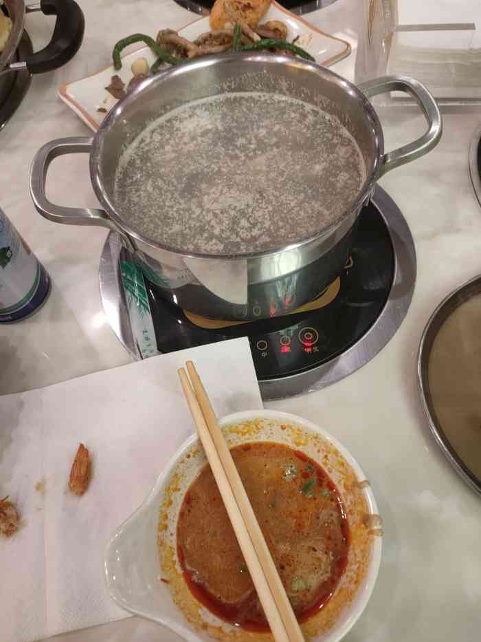 碧泉宫温泉洗浴-"整体来说挺好的,带着宝宝去的,淘气堡有一.