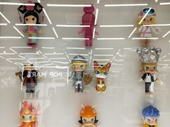 -泡泡玛特POPMART(侨福芳草地店)