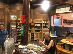 大堂-礼耕堂·百年茶人餐厅(梅家坞店)