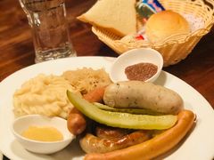 巴伐利亚香肠拼盘-宝莱纳啤酒花园餐厅PAULANER BRAUHAUS Nanjing(广州路店)