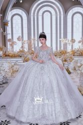 点击看大图 -艾拉·女王婚纱礼服馆