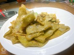 -黄泥岗·地道湖北菜(奥特莱斯店)