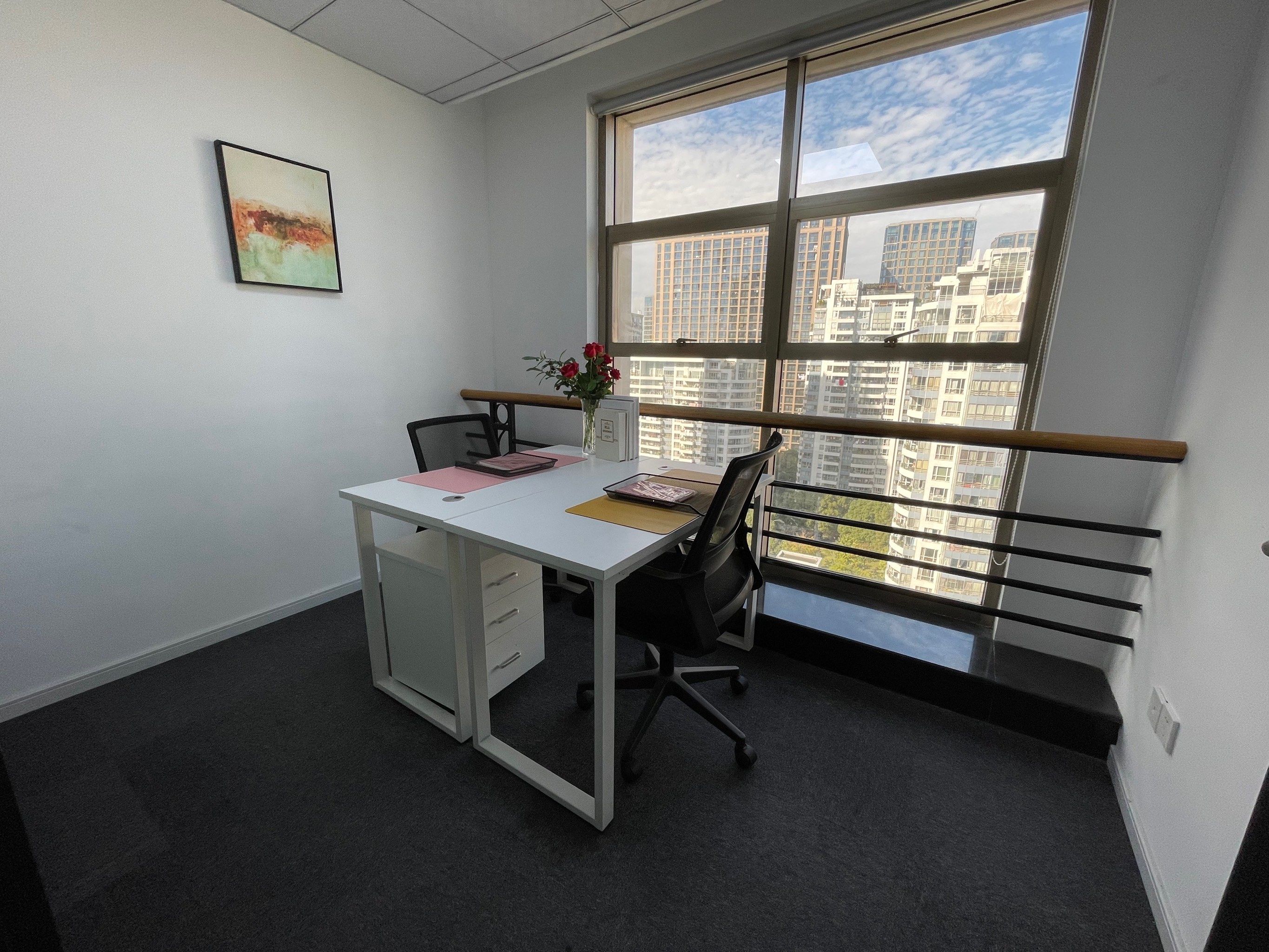 不专心?来租个小型办公室吧