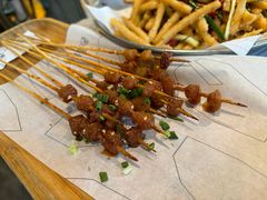 -巴厘龙虾·榜首油焖大虾(音乐学院·沿江酒馆店)
