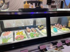 -亚洲国际大酒店·云顶阁旋转自助餐厅