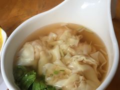 -新大咀港式茶餐厅(宝山万达店)