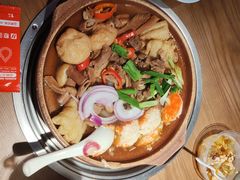 -蔡婶牛腩牛杂煲(长安万科店)