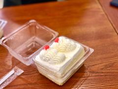 鲜奶小方蛋糕-红宝石·鲜奶小方·海派西点房(南丹店)